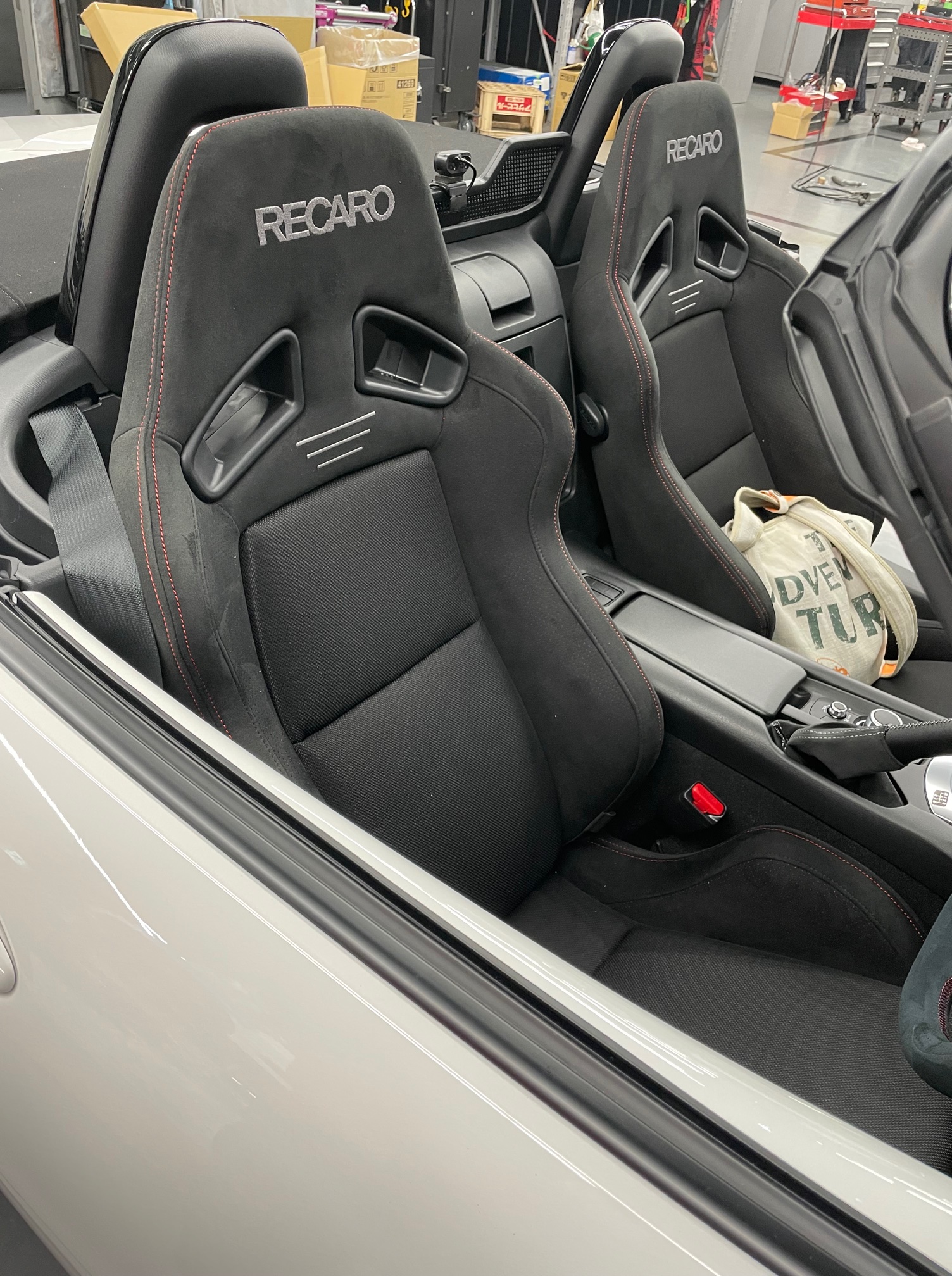 ND5 ロードスターにRECARO SR-7 | A PIT AUTOBACS